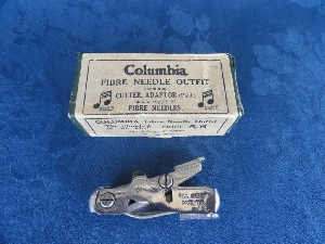 Columbia fibre needle outfit