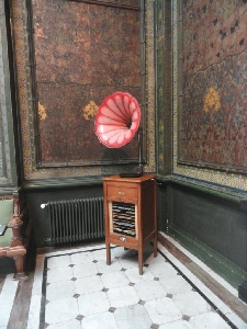 Hall d'entre, musique d'ambiance sur ce Path Concert Automatique, coll. A. Scheurer