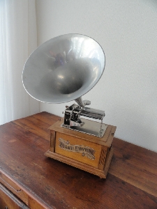 Paillards Echophone, more luxurious model for export - this one is coming back from Australia